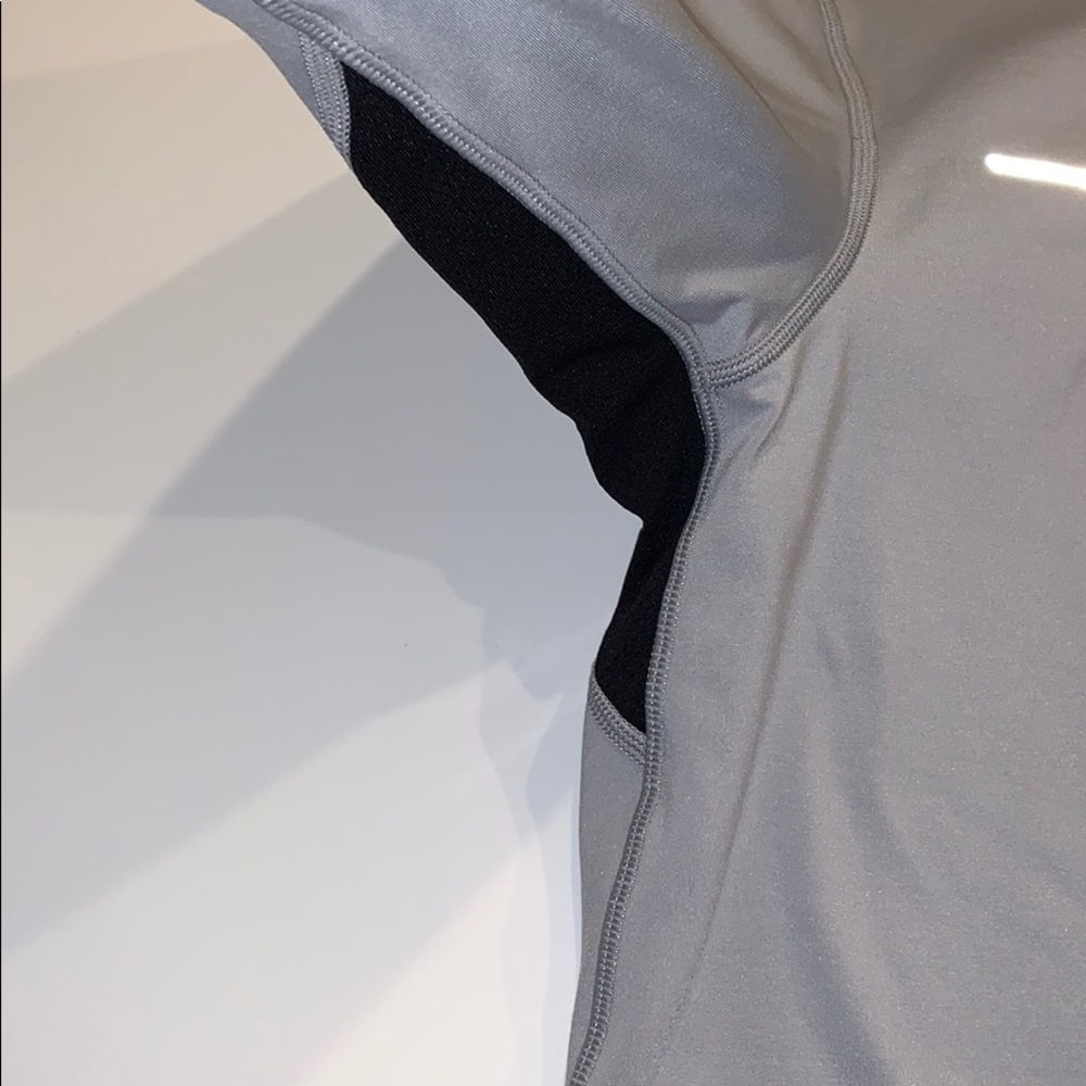 Men’s ASICS lite show half zip up sweater - Picture 4 of 7